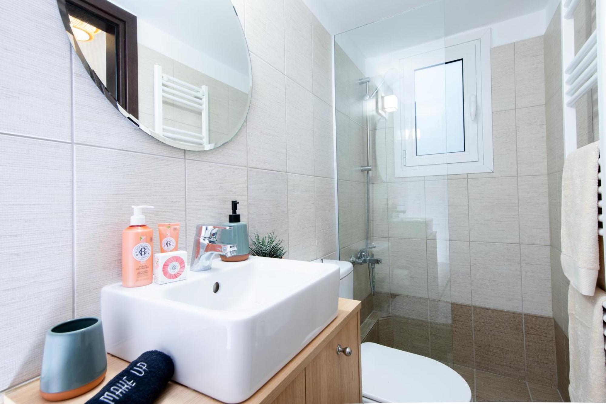 Piraeus Urban Gem Apartment Bagian luar foto